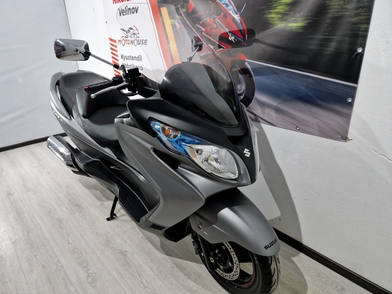 Suzuki Burgman 400cci 2015г !New Face!6964км!HOB, снимка 11 - Мотоциклети и мототехника - 51438030