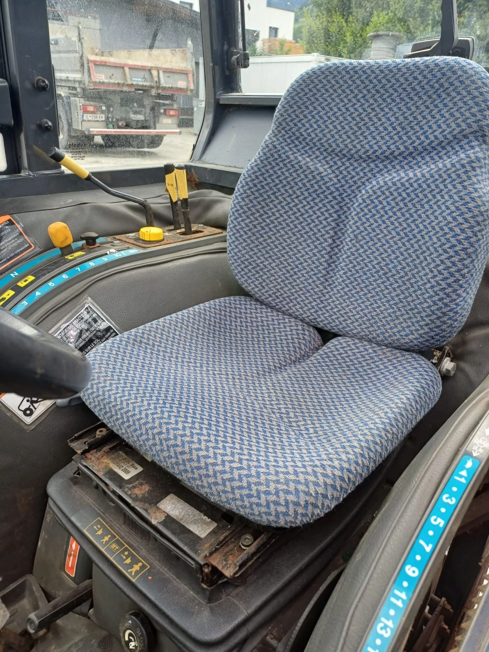 Трактор Kubota STV 40 4X4 - изображение 7