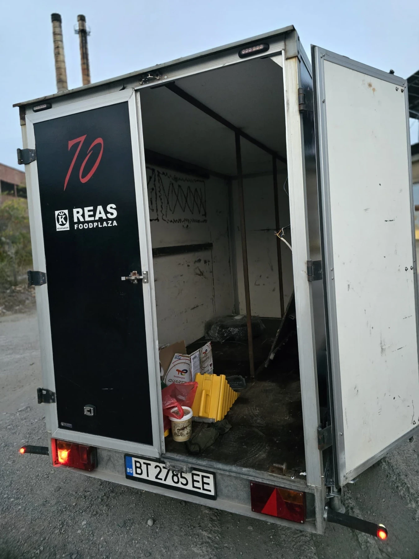 За автомобил Anssems HAPERT K2000 с Рампа , снимка 14 - Ремаркета - 56071805