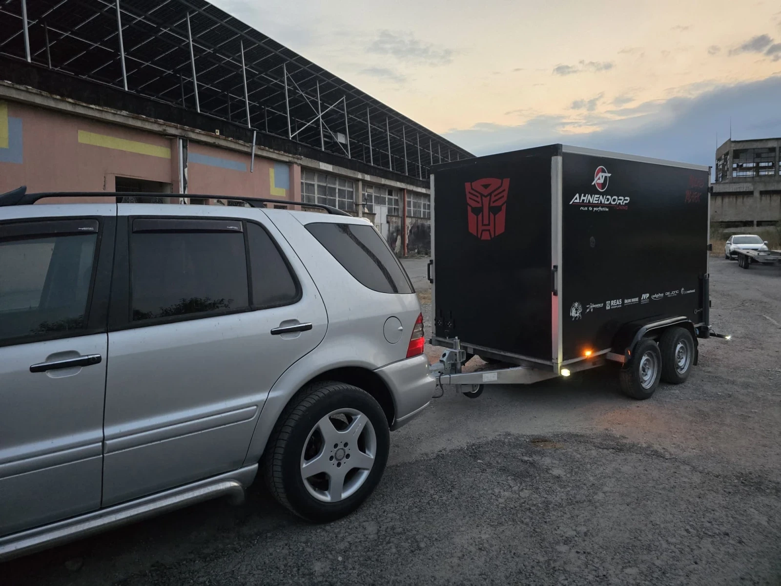За автомобил Anssems HAPERT K2000 с Рампа , снимка 16 - Ремаркета - 56071805