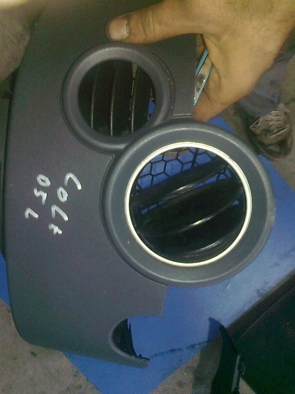 духалка предна лява за Мицубиши Колт 05г. 