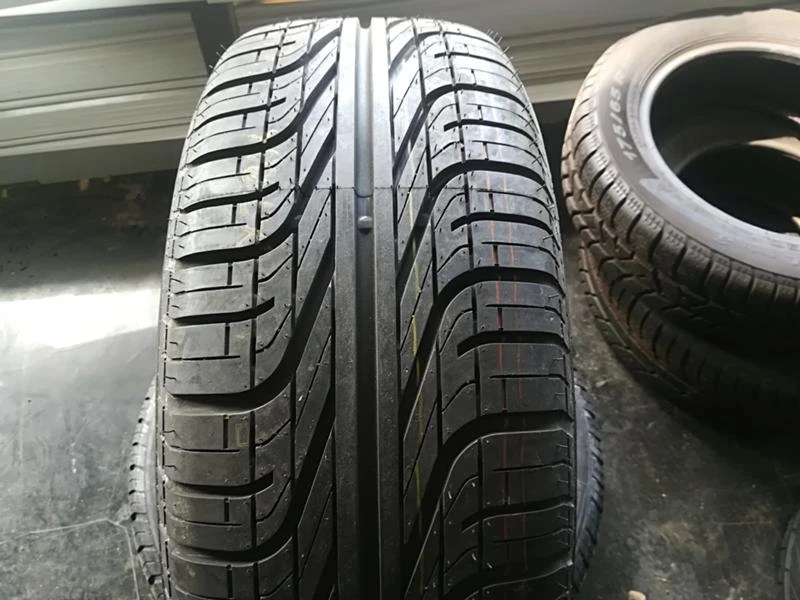 Гуми Летни 205/55R16, снимка 1 - Гуми и джанти - 21692979