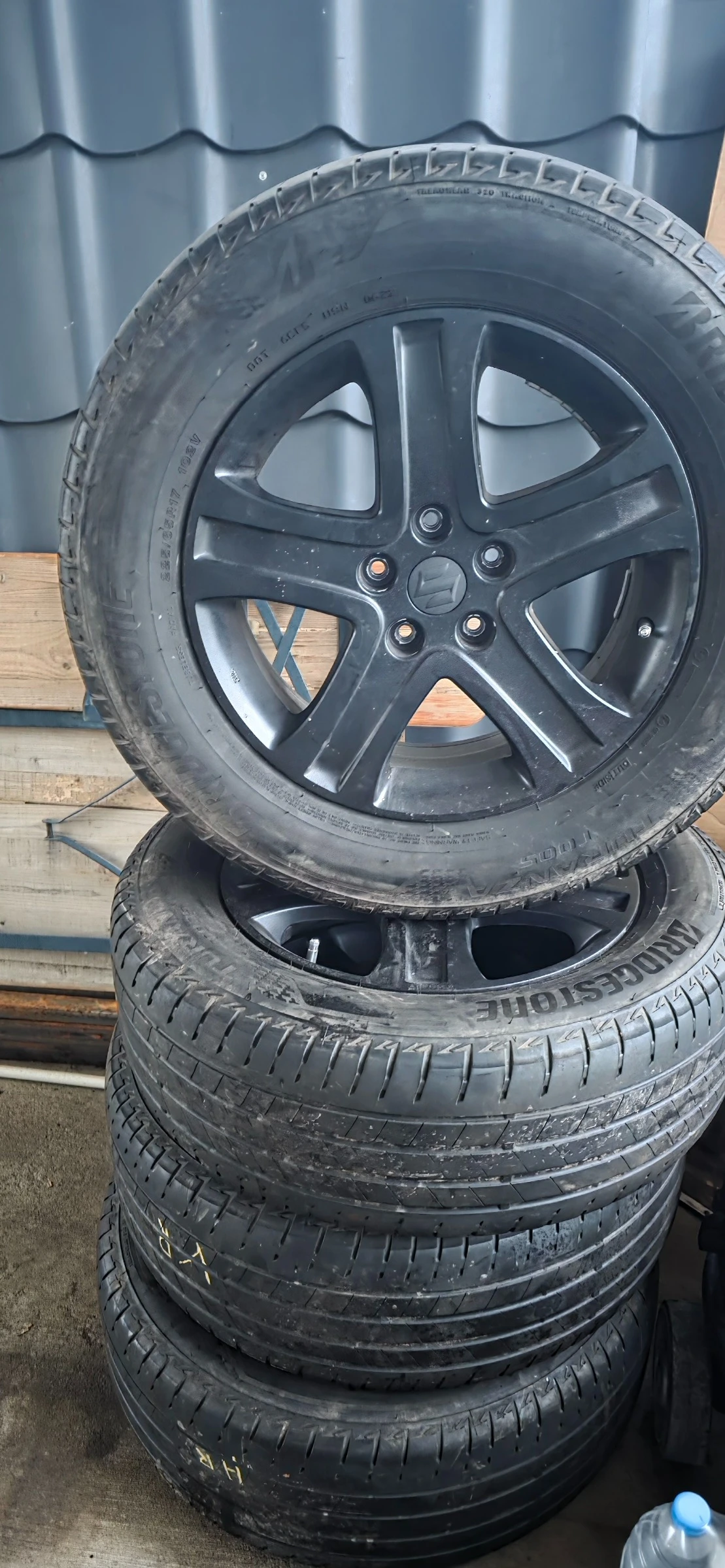 ���� � ������ 225/65R17 �� Suzuki Grand vitara | Mobile.bg � ����������� 1