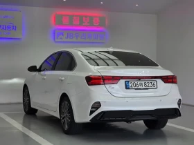 Kia K3, снимка 13