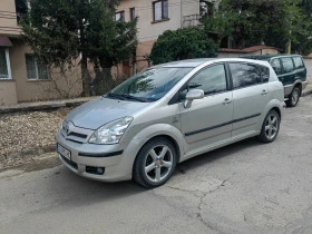 Toyota Corolla verso, снимка 1