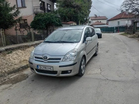 Toyota Corolla verso, снимка 2