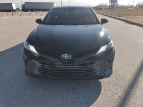 Toyota Camry 2.5 XLE Hybrid , снимка 6