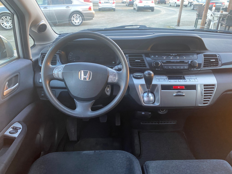 Honda Fr-v 2.0, снимка 7 - Автомобили и джипове - 44100739