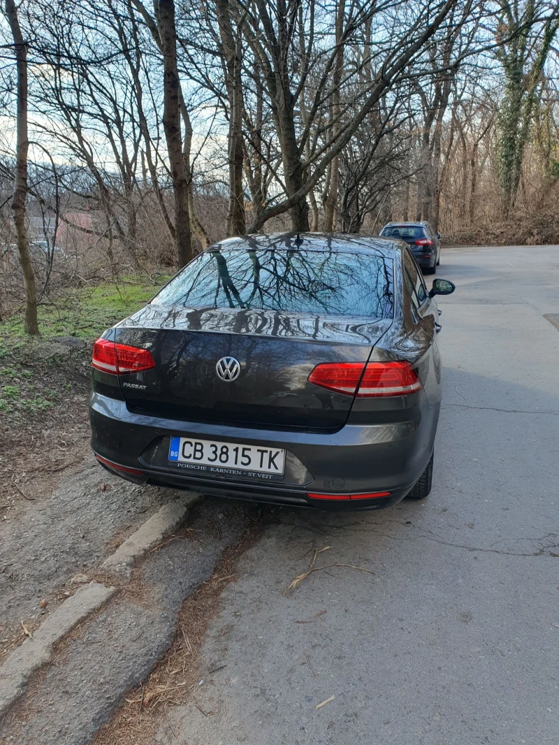 VW Passat, снимка 4 - Автомобили и джипове - 47735570