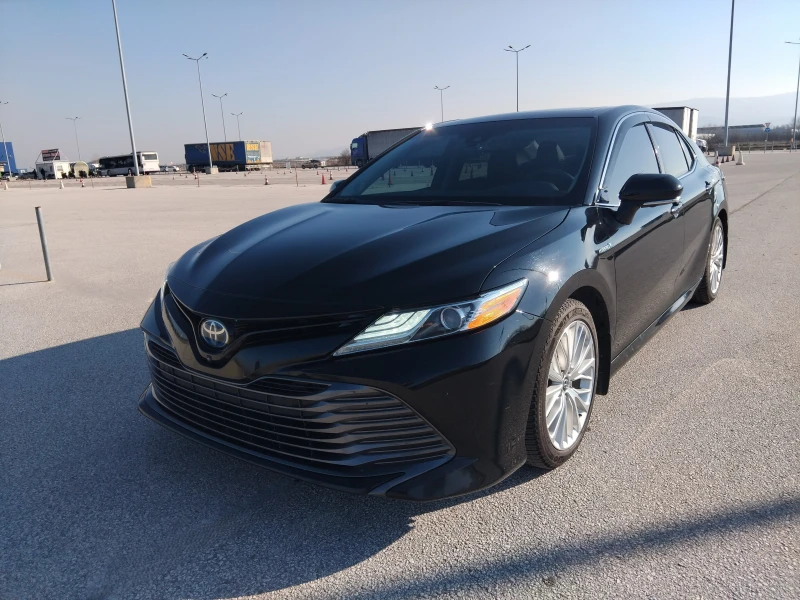 Toyota Camry 2.5 XLE Hybrid , снимка 2 - Автомобили и джипове - 49014174