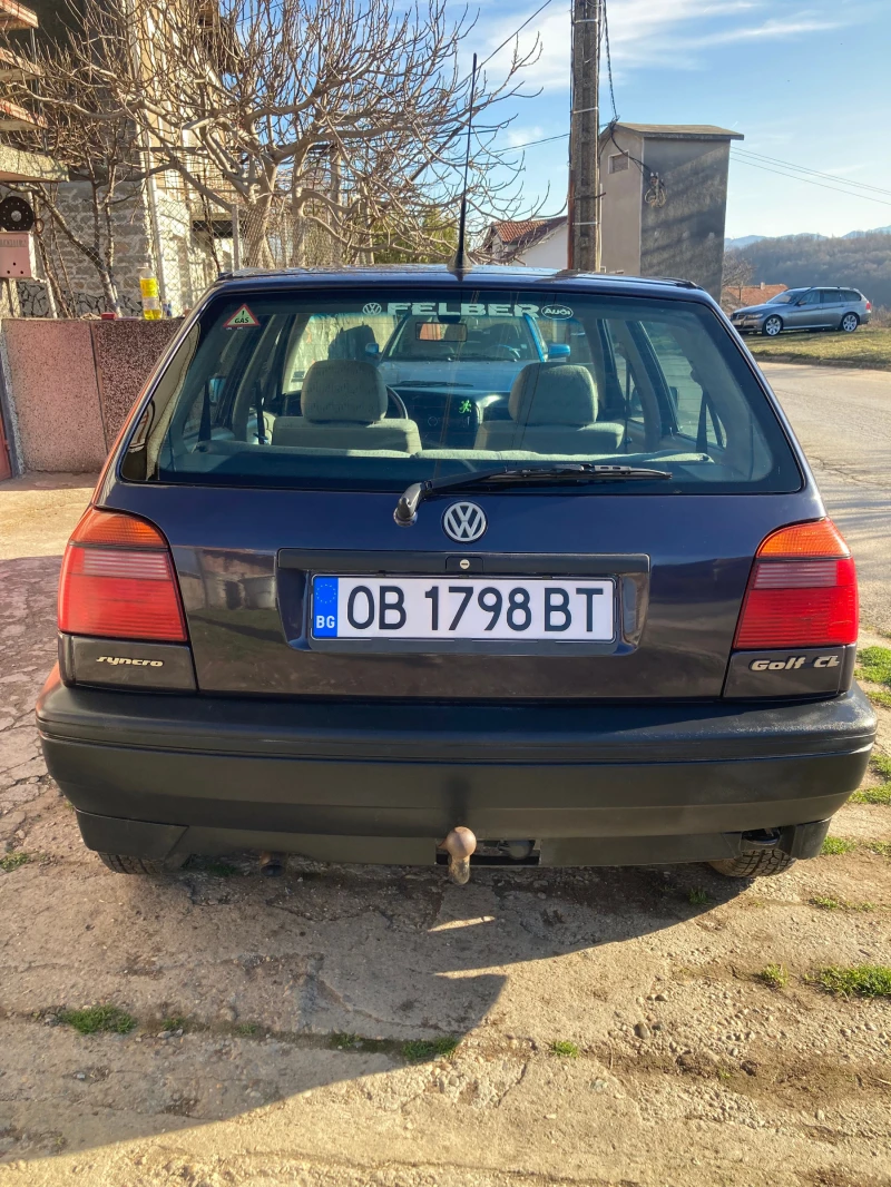 VW Golf 1.8 Syncro, снимка 8 - Автомобили и джипове - 49415357