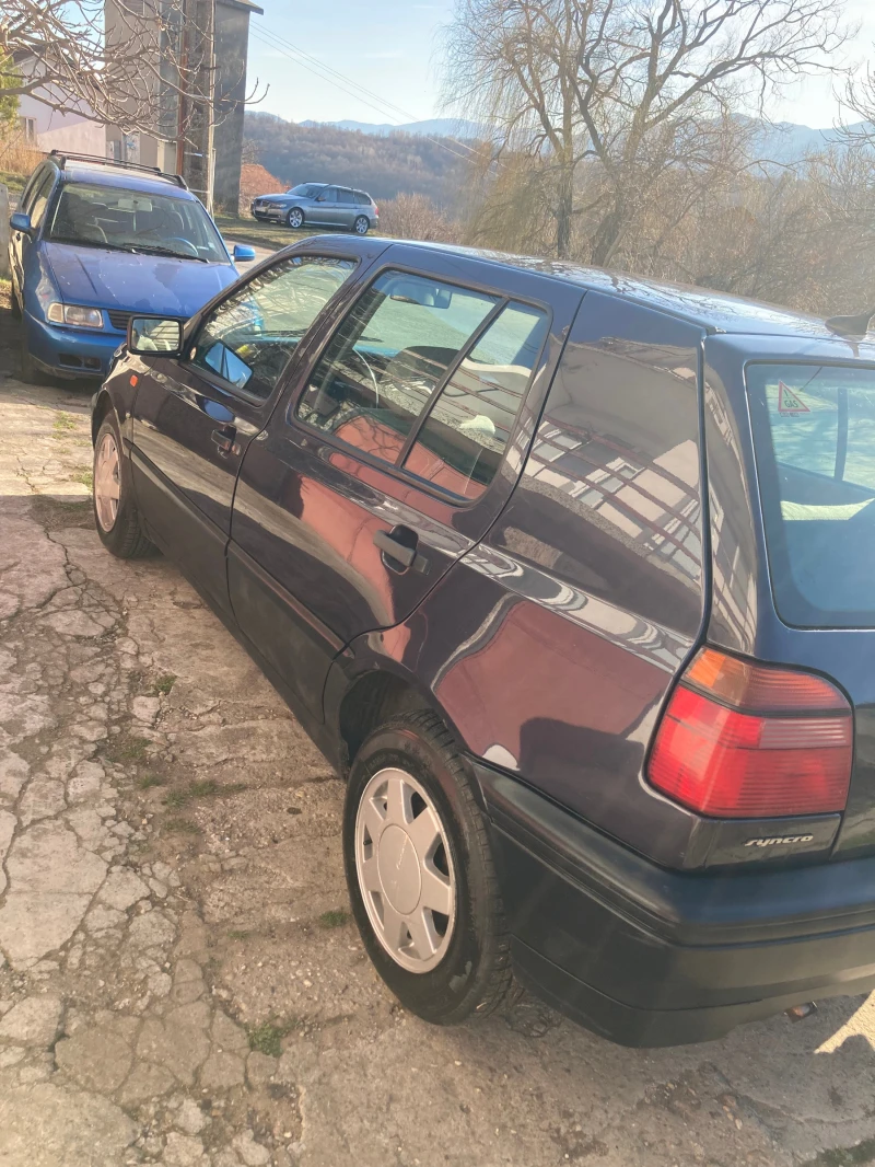 VW Golf 1.8 Syncro, снимка 7 - Автомобили и джипове - 49415357