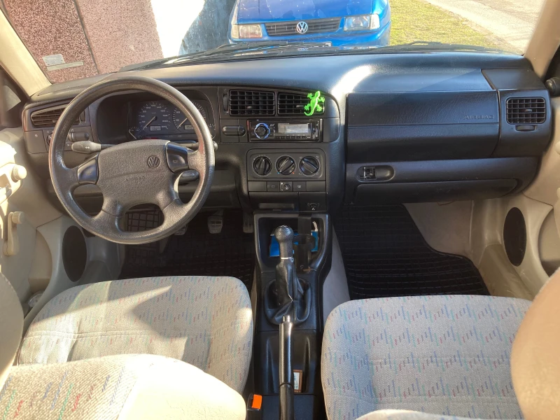 VW Golf 1.8 Syncro, снимка 11 - Автомобили и джипове - 49415357