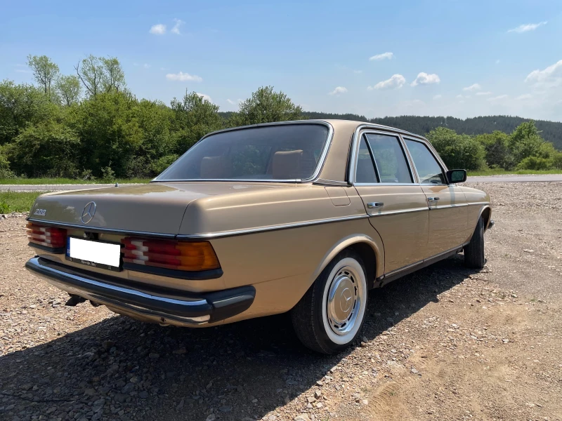 Mercedes-Benz 123, снимка 2 - Автомобили и джипове - 49517469