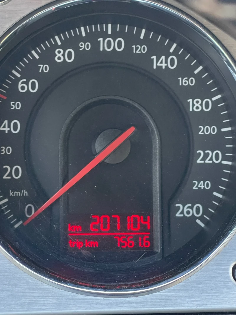 VW Passat B6, снимка 13 - Автомобили и джипове - 49850195