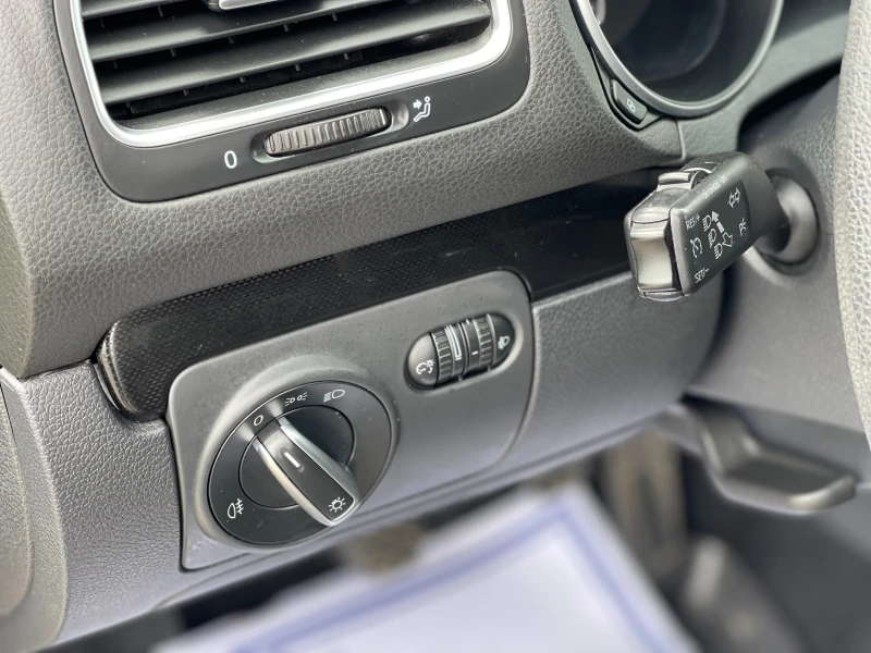 VW Golf 1.2TSi BlueMotion, снимка 16 - Автомобили и джипове - 50257245