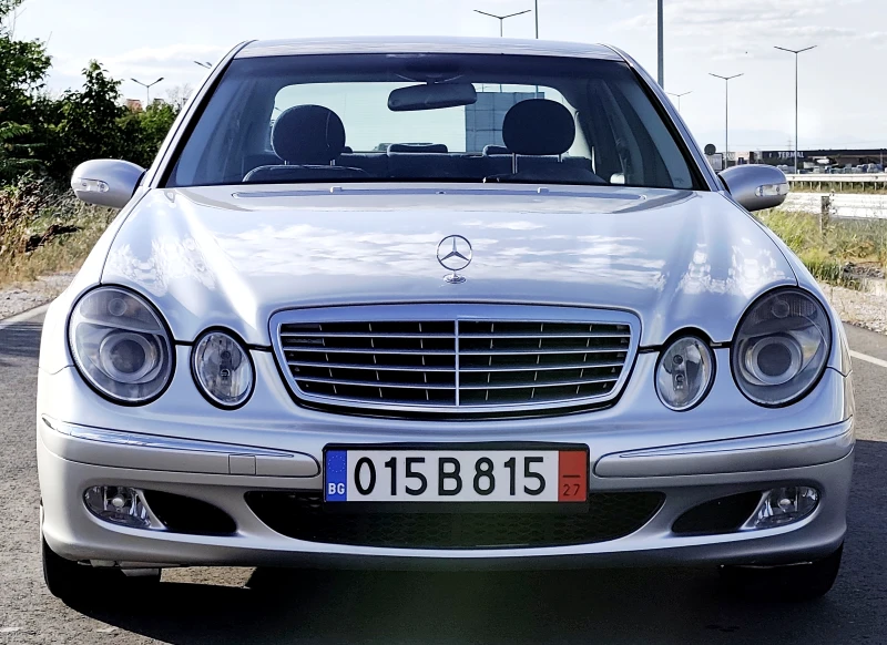 Mercedes-Benz E 220 2.2CDI, снимка 2 - Автомобили и джипове - 50981206