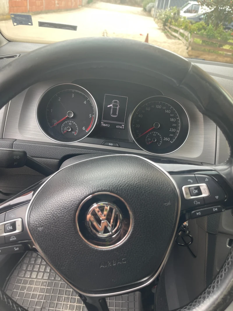 VW Golf ТОП , снимка 6 - Автомобили и джипове - 52433453