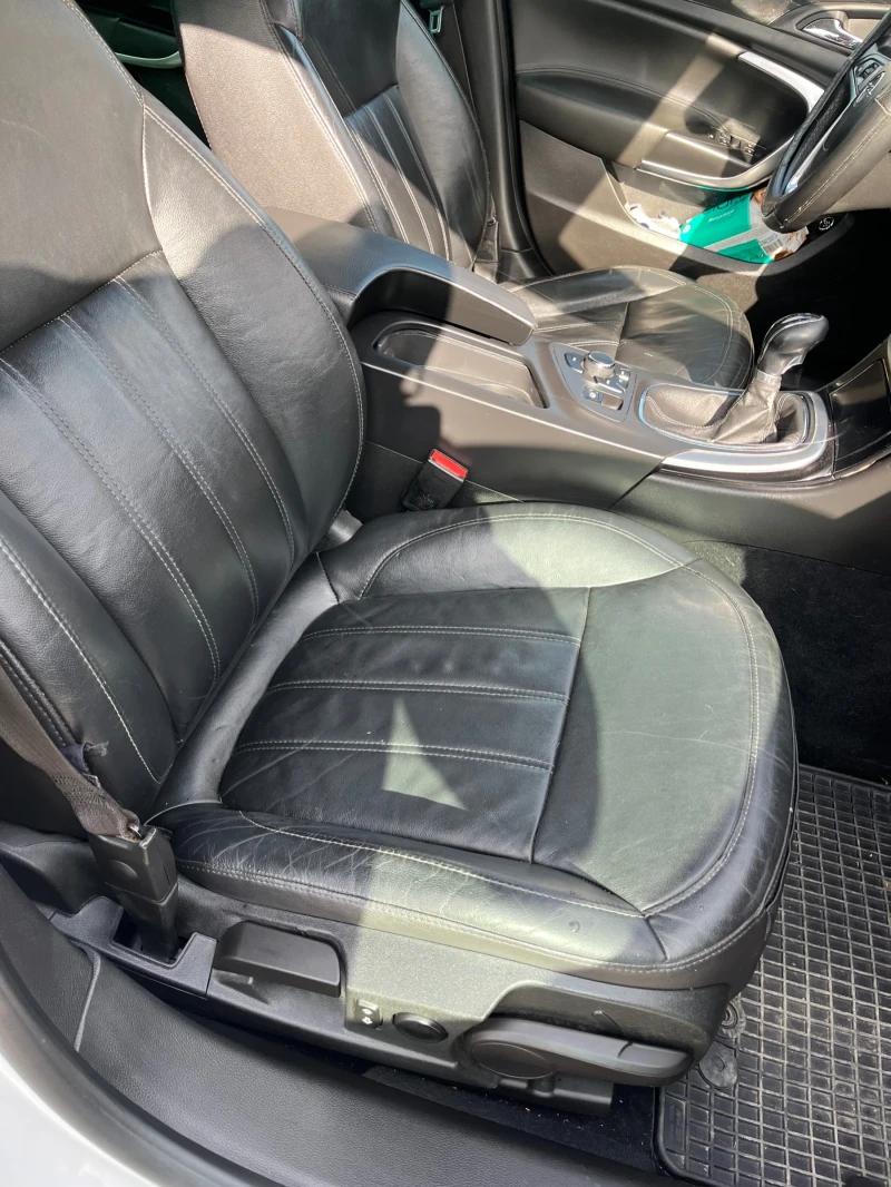 Opel Insignia, снимка 15 - Автомобили и джипове - 53190939