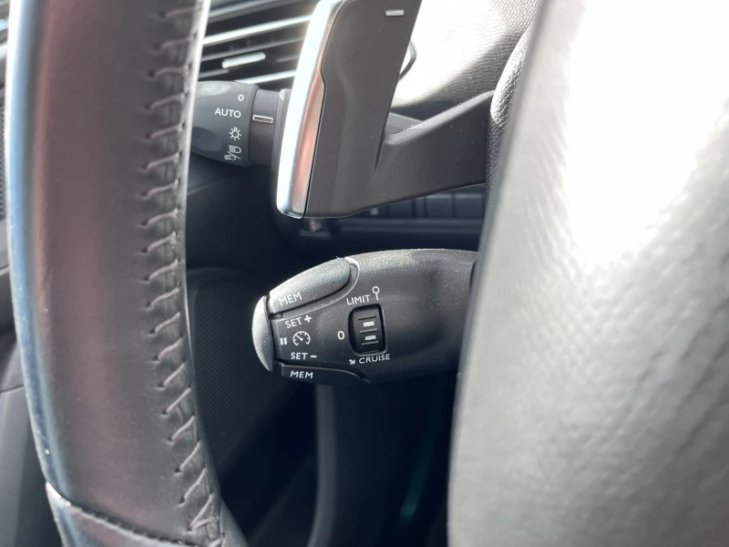 Peugeot 308 PureTech 130 к.с ЕАТ8 43000 КМ, снимка 15 - Автомобили и джипове - 53458326