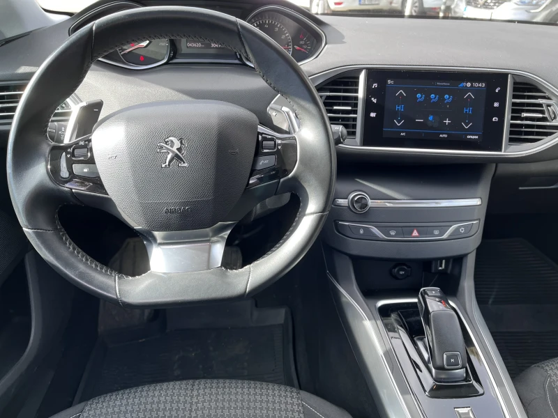 Peugeot 308 PureTech 130 к.с ЕАТ8 43000 КМ, снимка 8 - Автомобили и джипове - 53458326