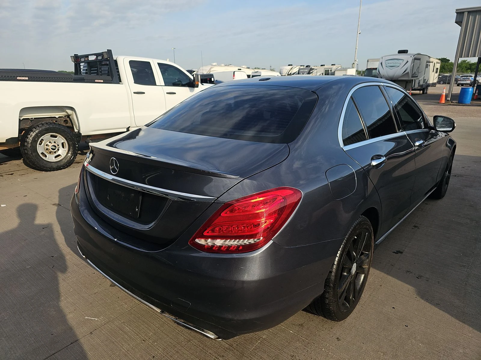 Mercedes-Benz C 300 BURMESTER* Подгрев* 9G-Tronic* LED* Камера* KeyGO* - изображение 5