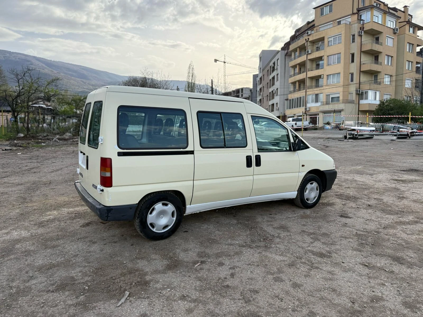 Citroen Jumpy  - изображение 3
