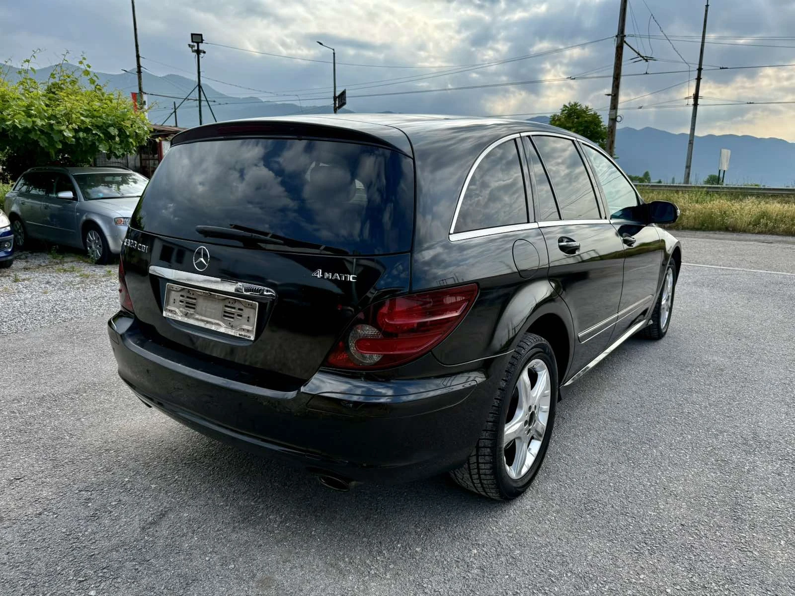 Mercedes-Benz R 320 CDI 4Matic 6-места - изображение 6