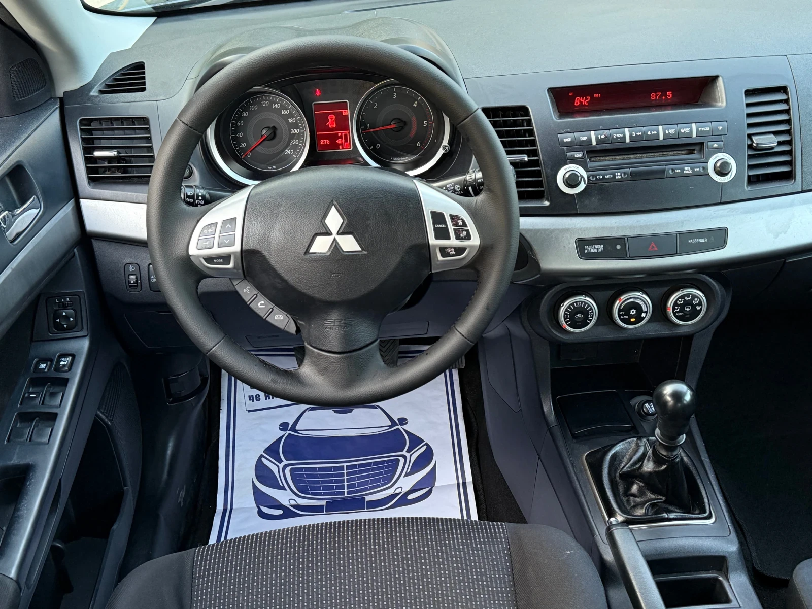 Mitsubishi Lancer 2.0D 140к.с * Климатик*  - изображение 10