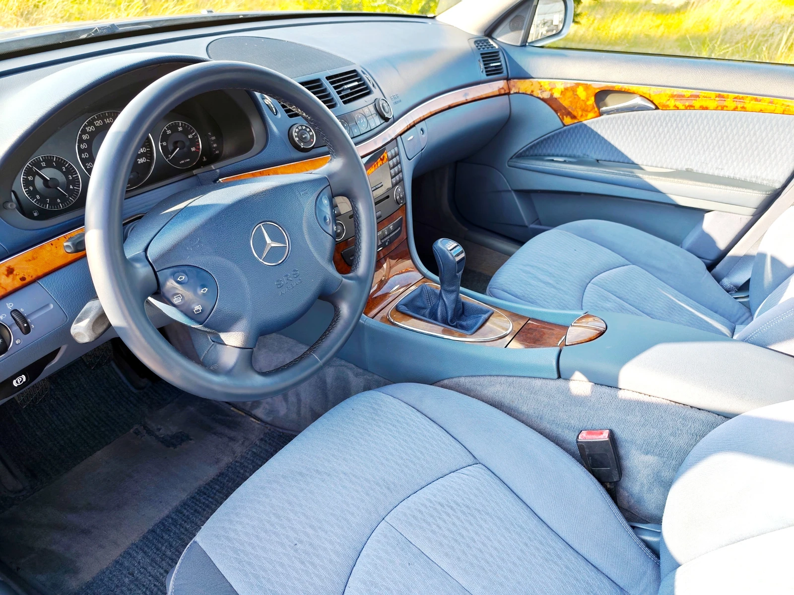 Mercedes-Benz E 220 2.2CDI - изображение 6