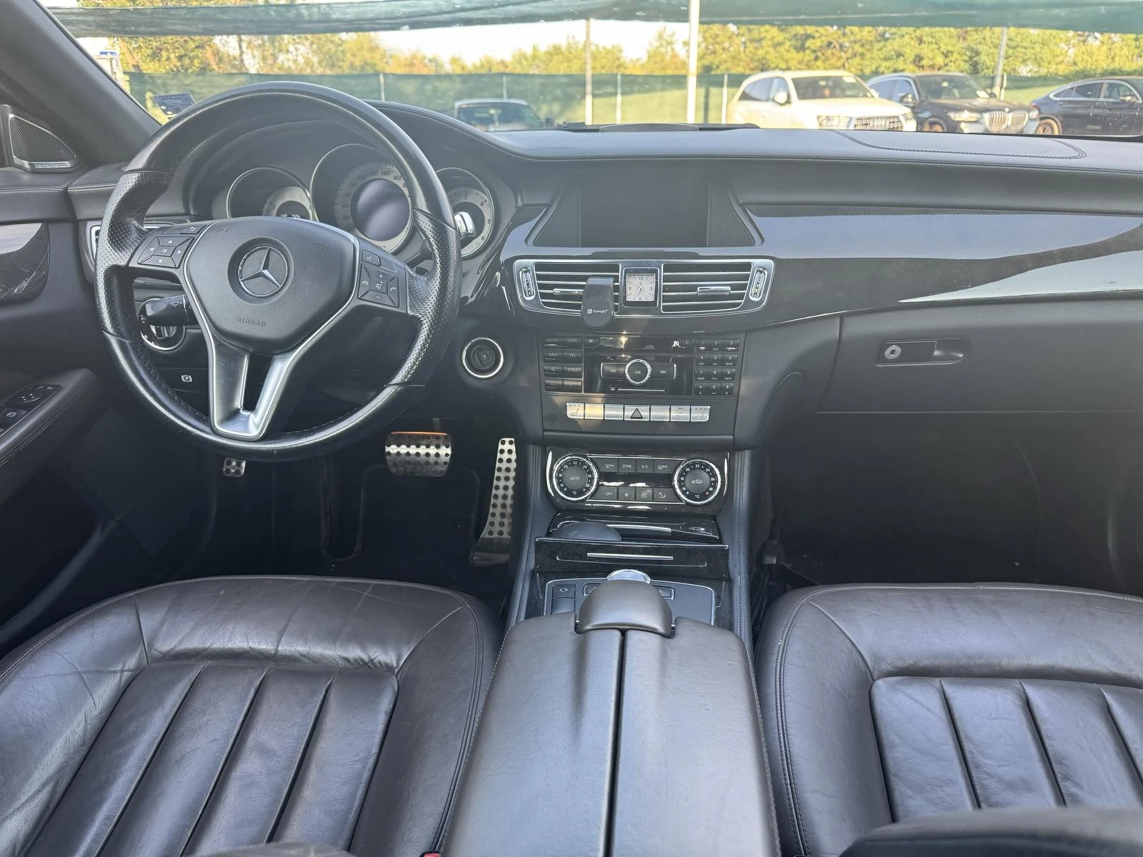 Mercedes-Benz CLS 350 * BlueTEC * Designo * БЕЗ ПЪРВОНАЧАЛНА ВНОСКА - изображение 9