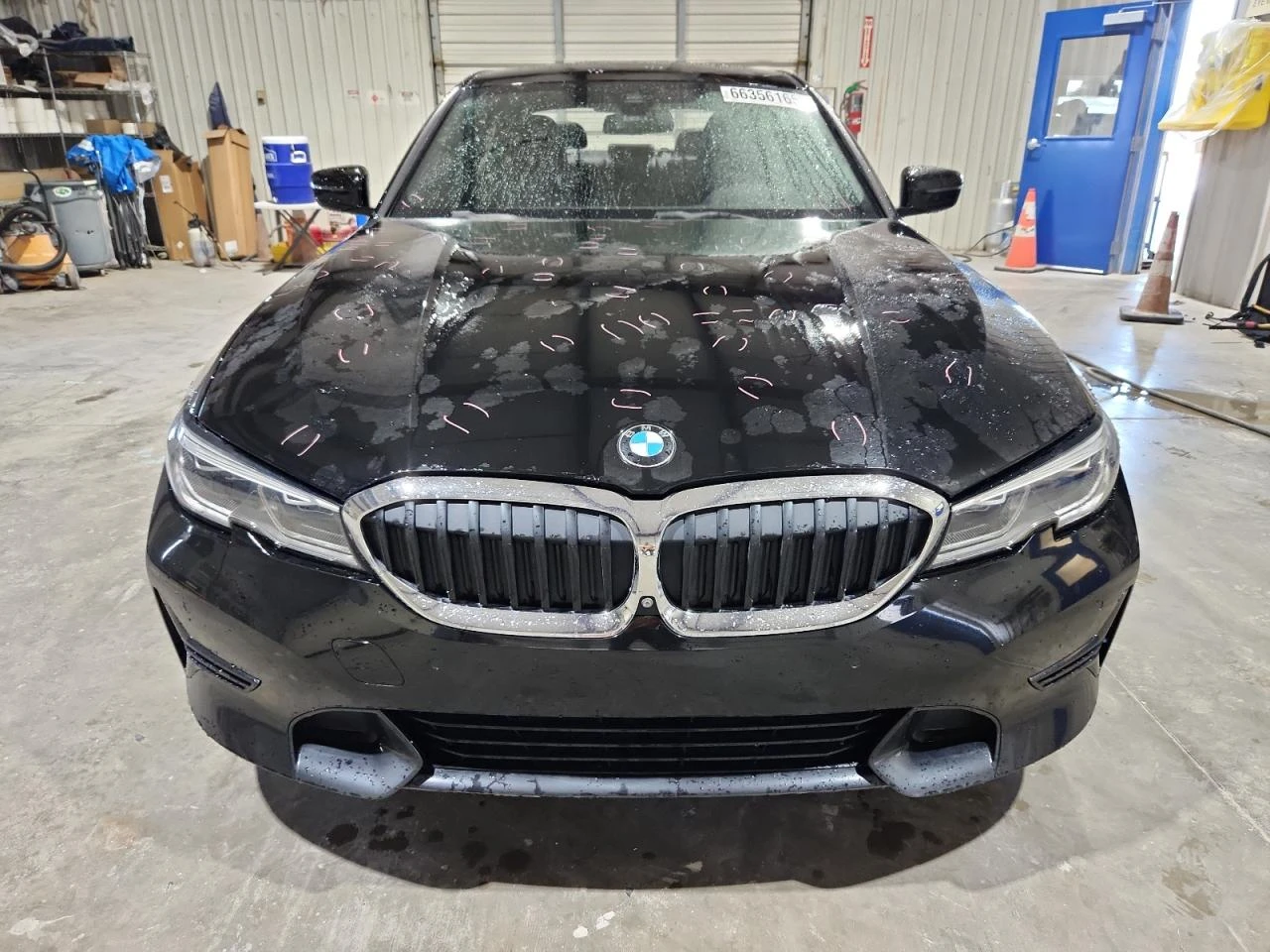 BMW 330 ПАНОРАМА/DIGITAL/ВИДЕО НА МОТОРА - изображение 2