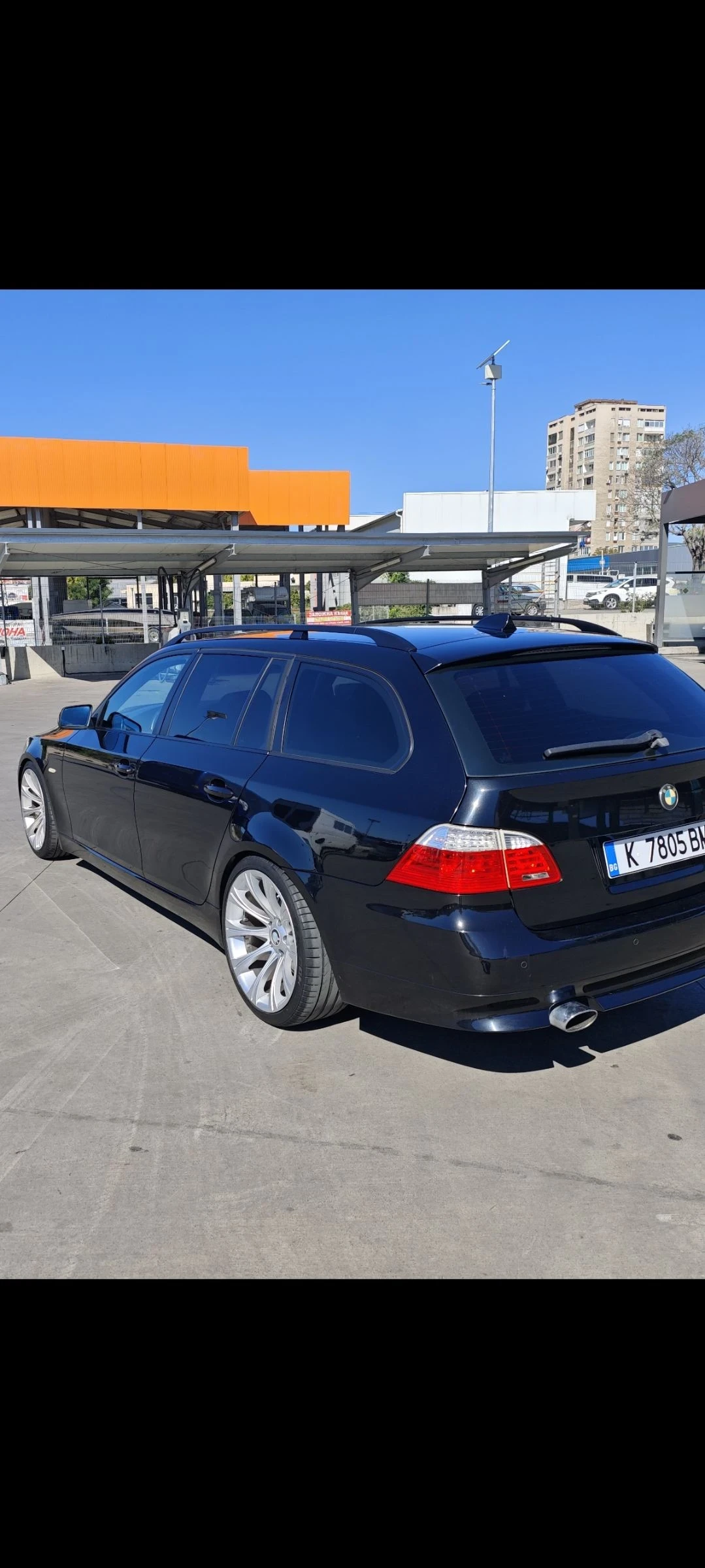 BMW 520 E61  black edition - изображение 2