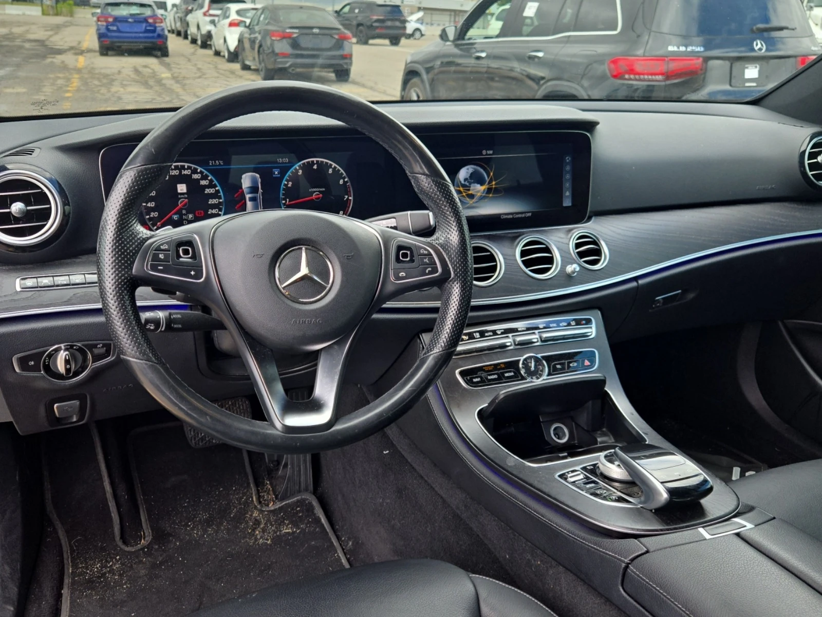 Mercedes-Benz E 400 4MATIC * * 9G  * * CARFAX * * АВТО КРЕДИТ * *  - изображение 8