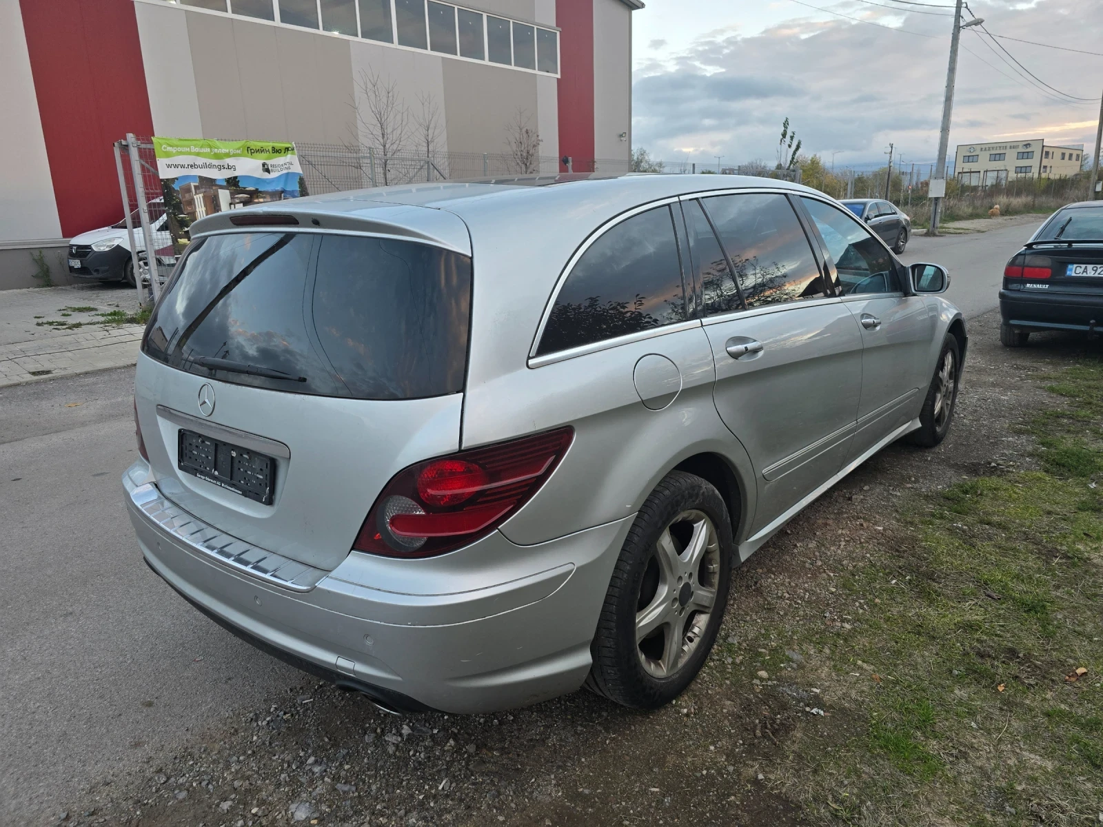 Mercedes-Benz R 500 Facelift 388кс Long AMG-пакет - изображение 5