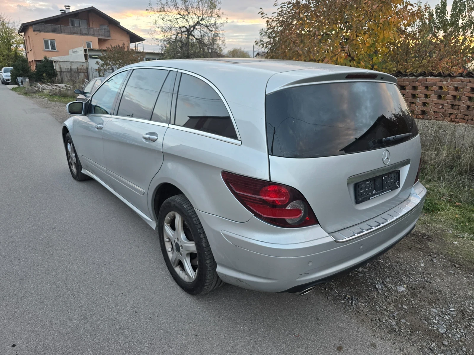 Mercedes-Benz R 500 Facelift 388кс Long AMG-пакет - изображение 3