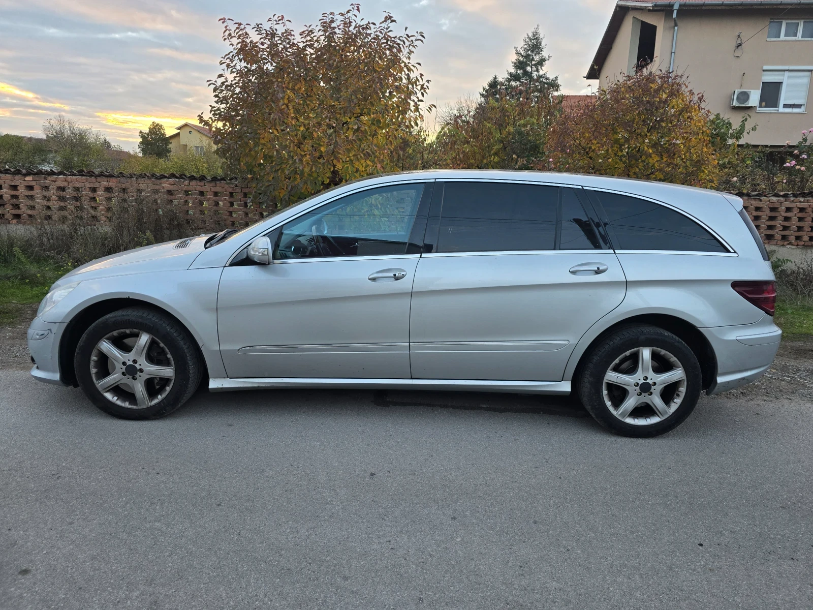 Mercedes-Benz R 500 Facelift 388кс Long AMG-пакет - изображение 2