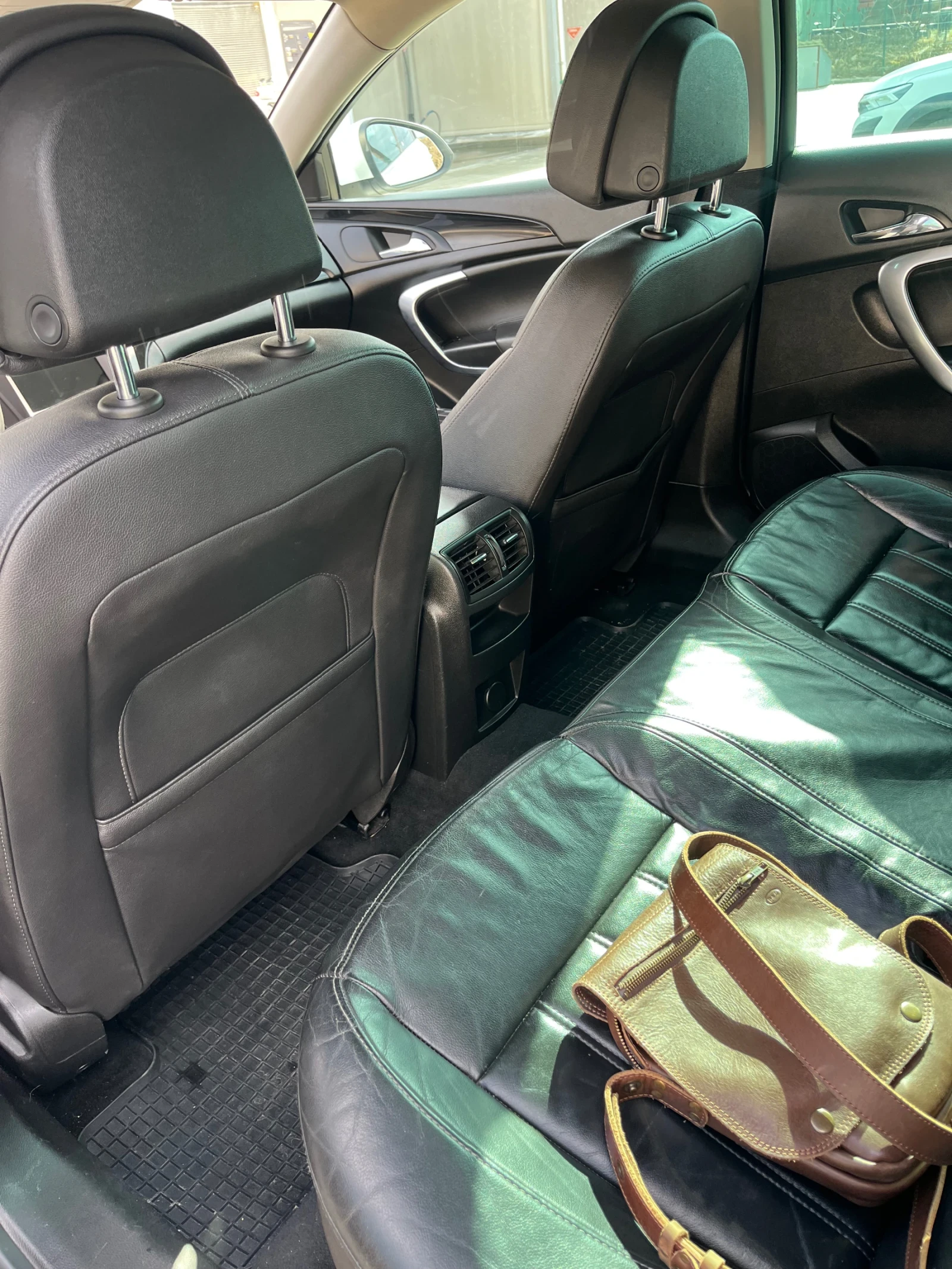 Opel Insignia | Mobile.bg � ����������� 12