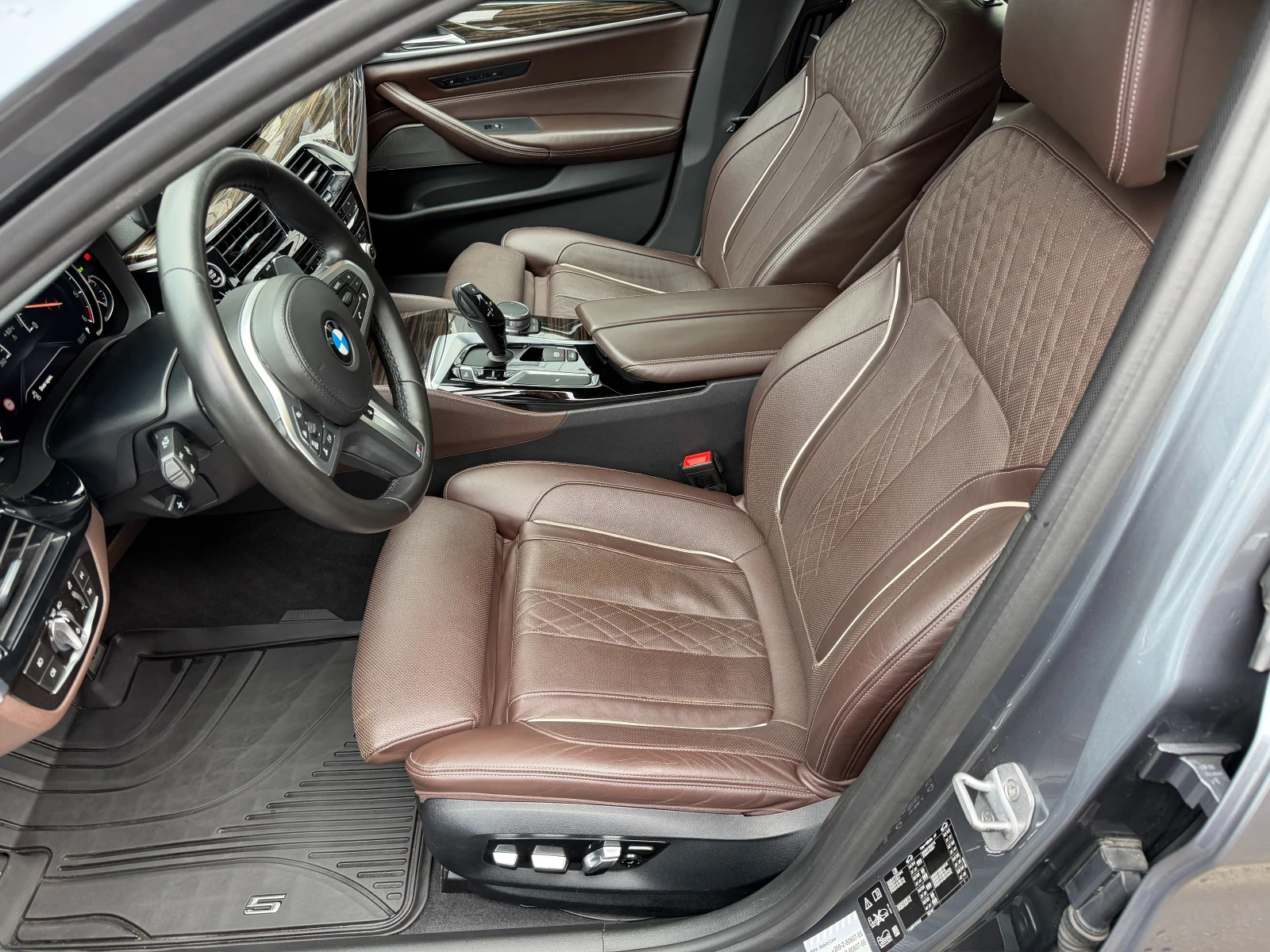 BMW 530 d* Xdrive-Msport* 114000km.С Пълна сервизна истори - изображение 8