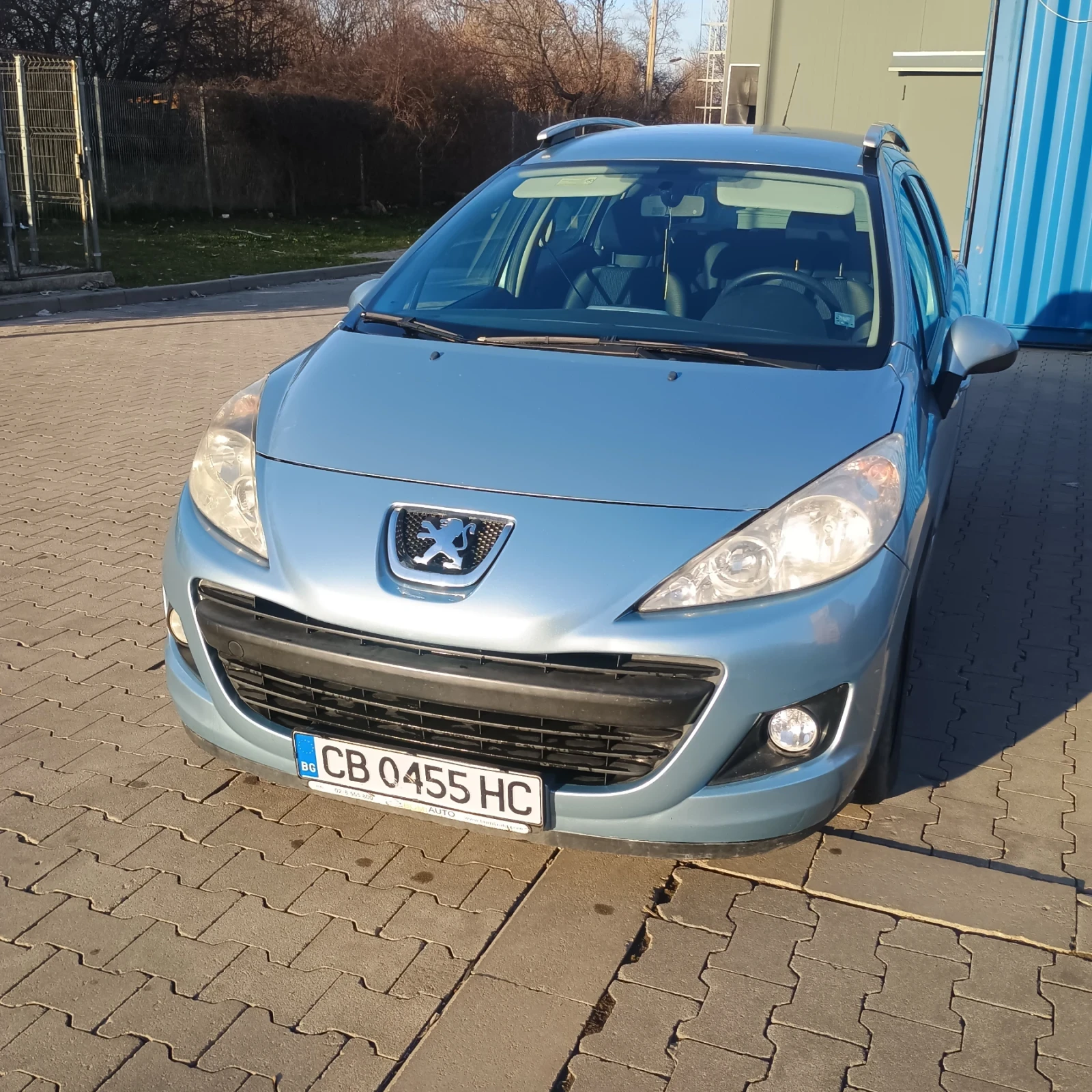 Peugeot 207 1.4 Бензин/Газ, снимка 4 - Автомобили и джипове - 54095549