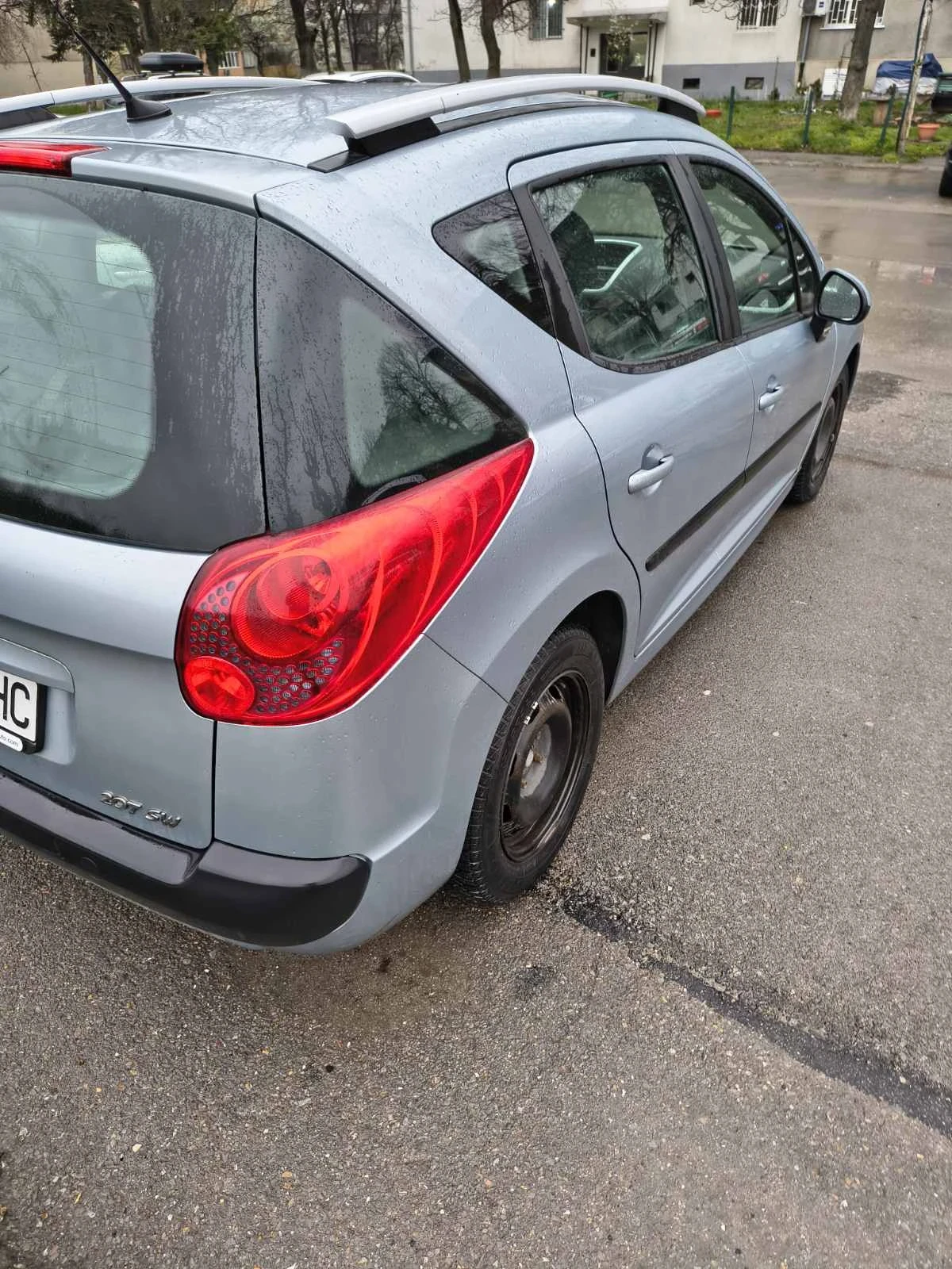Peugeot 207 1.4 Бензин/Газ, снимка 10 - Автомобили и джипове - 54095549