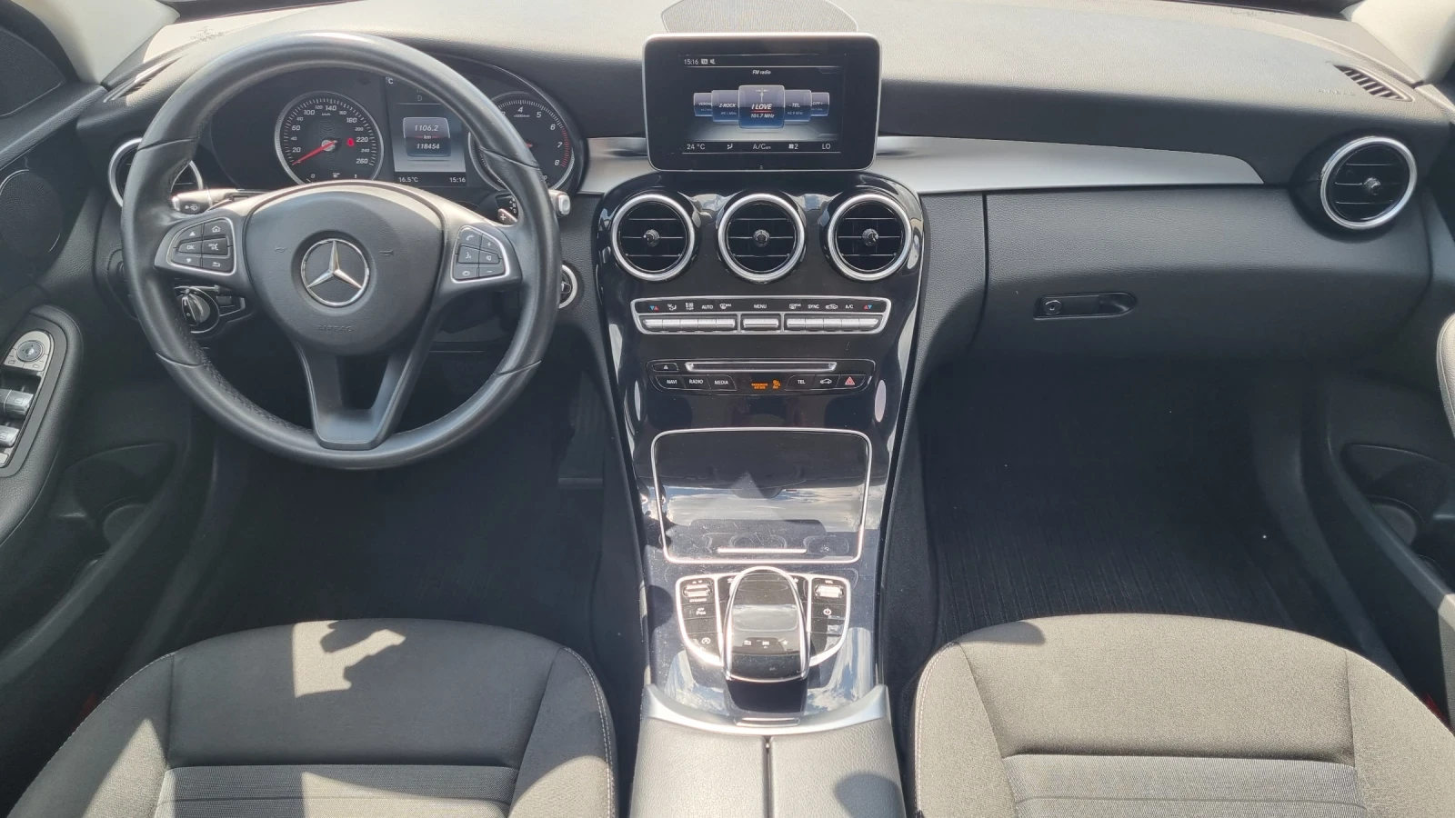 Mercedes-Benz C 250, снимка 10 - Автомобили и джипове - 54430015
