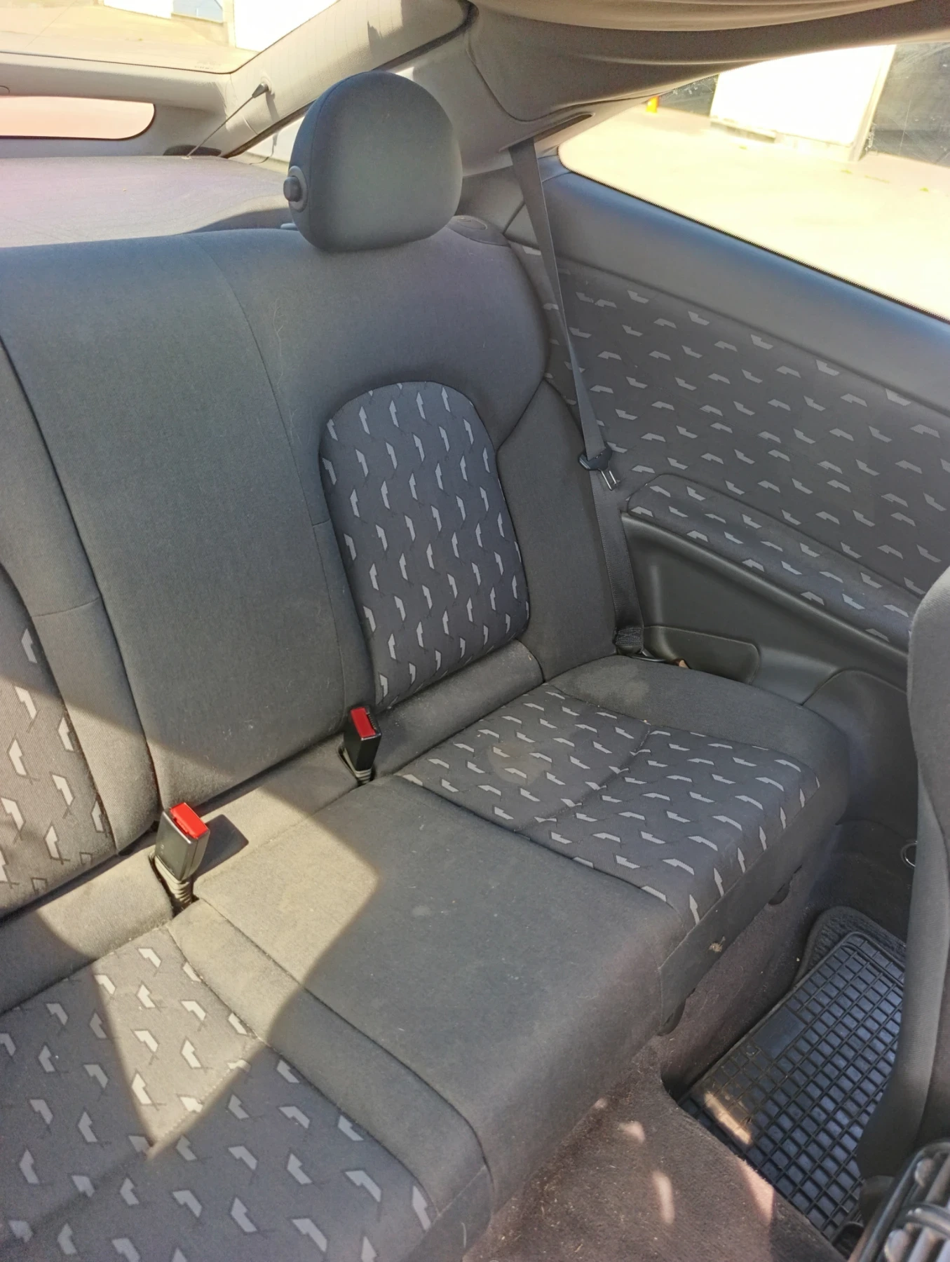 Mercedes-Benz C 200, снимка 11 - Автомобили и джипове - 54565333