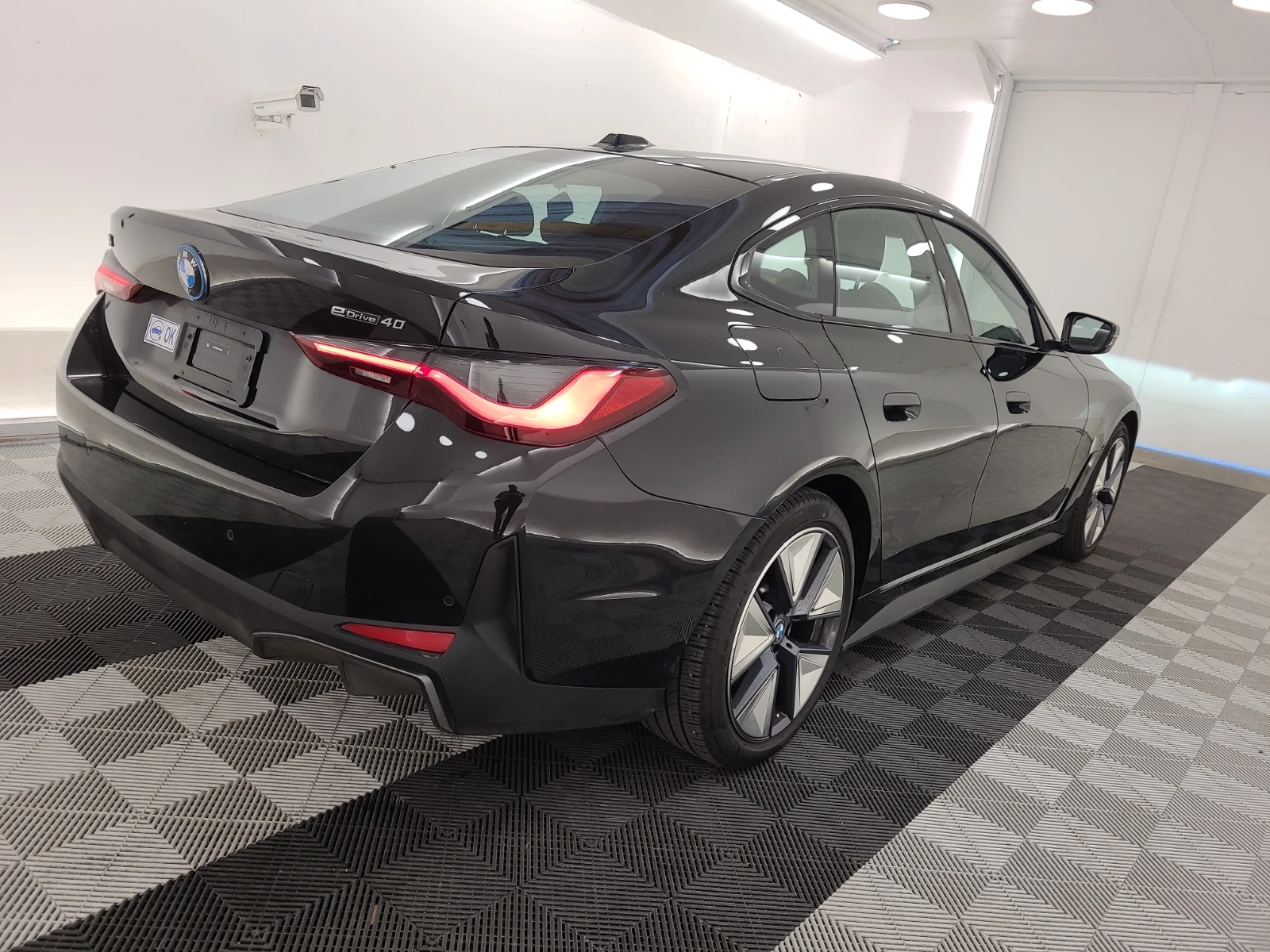 BMW i4 EDRIVE40, снимка 5 - Автомобили и джипове - 54722402