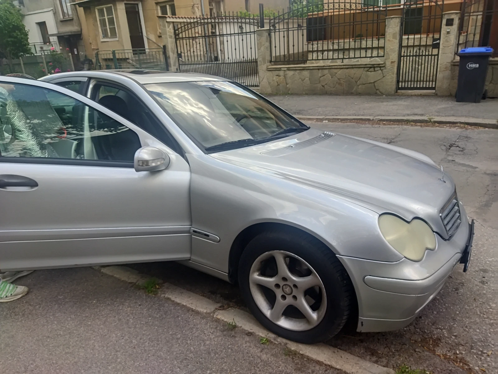 Mercedes-Benz C 200, снимка 5 - Автомобили и джипове - 54729926
