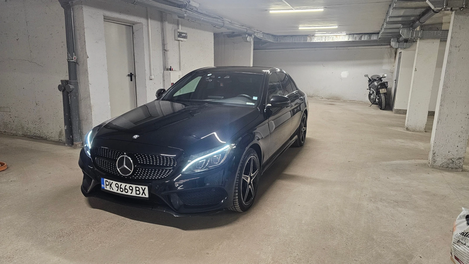 Mercedes-Benz C 250 4Matic AMG Distronic Plus Keyless 360 Camera 