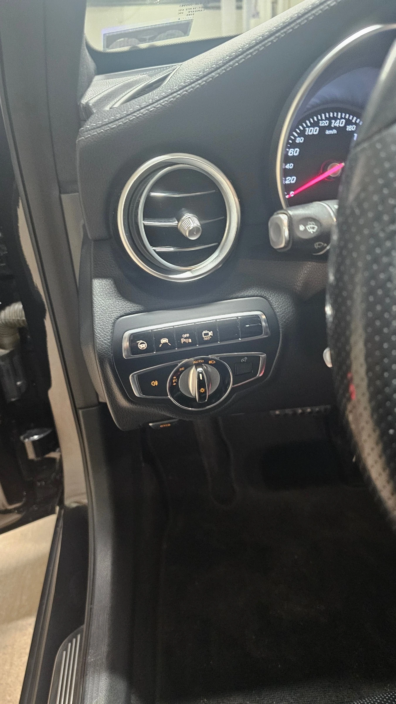 Mercedes-Benz C 250 4Matic AMG Distronic Plus Keyless 360 Camera , снимка 12 - Автомобили и джипове - 54914795