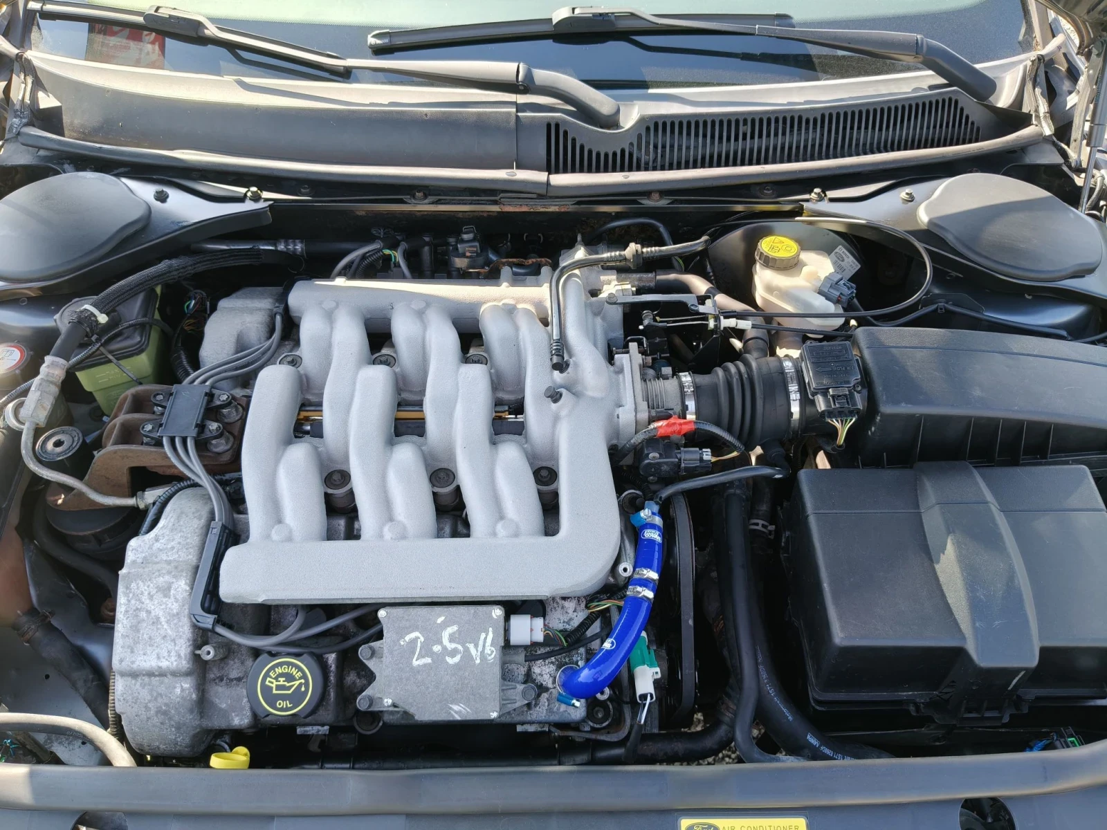Ford Mondeo 2.5 V6, снимка 16 - Автомобили и джипове - 56039537