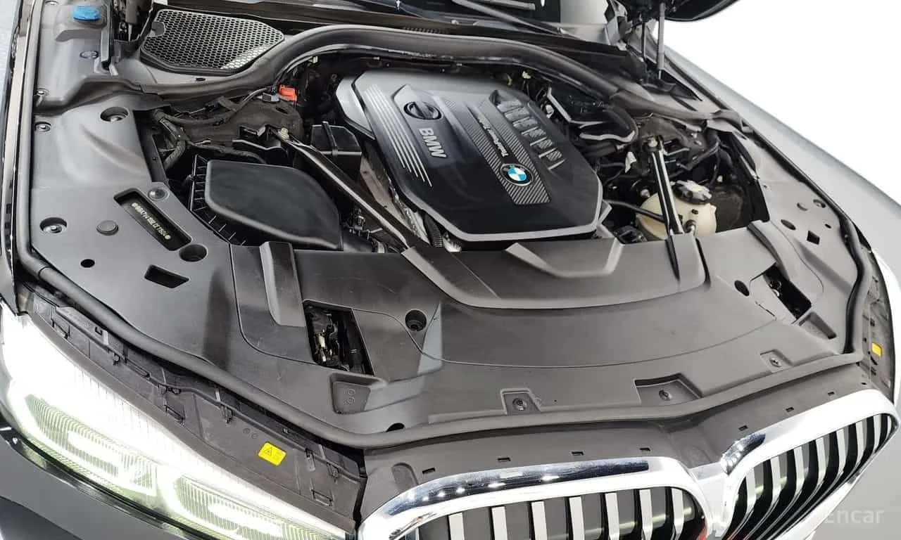BMW 730 * 730Ld xDrive Design Pure Excellence * АВТОКРЕДИТ, снимка 6 - Автомобили и джипове - 56180410