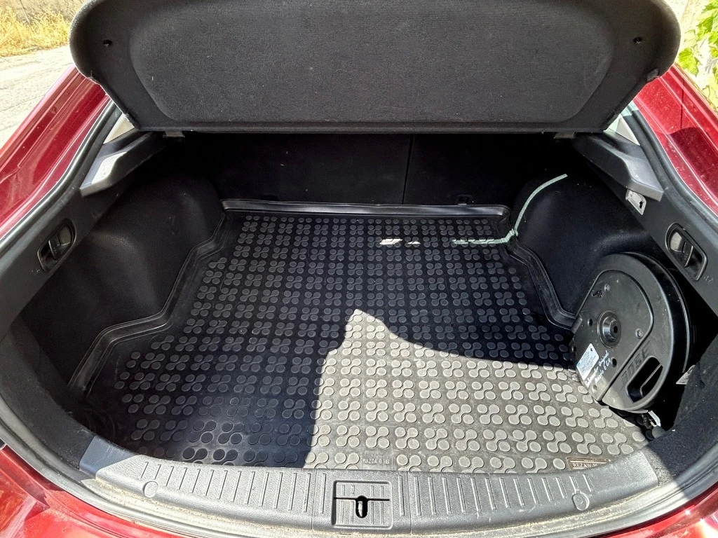 Mazda 6, снимка 8 - Автомобили и джипове - 56265561